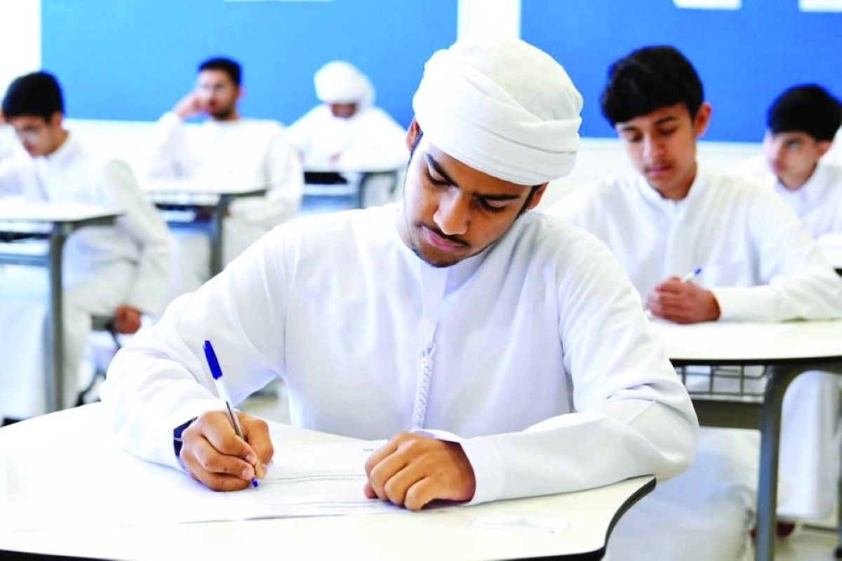 عاجل : 10 محظورات على الطلبة بقاعات الامتحانات في الامارات للعام الدراسي 2024-2025