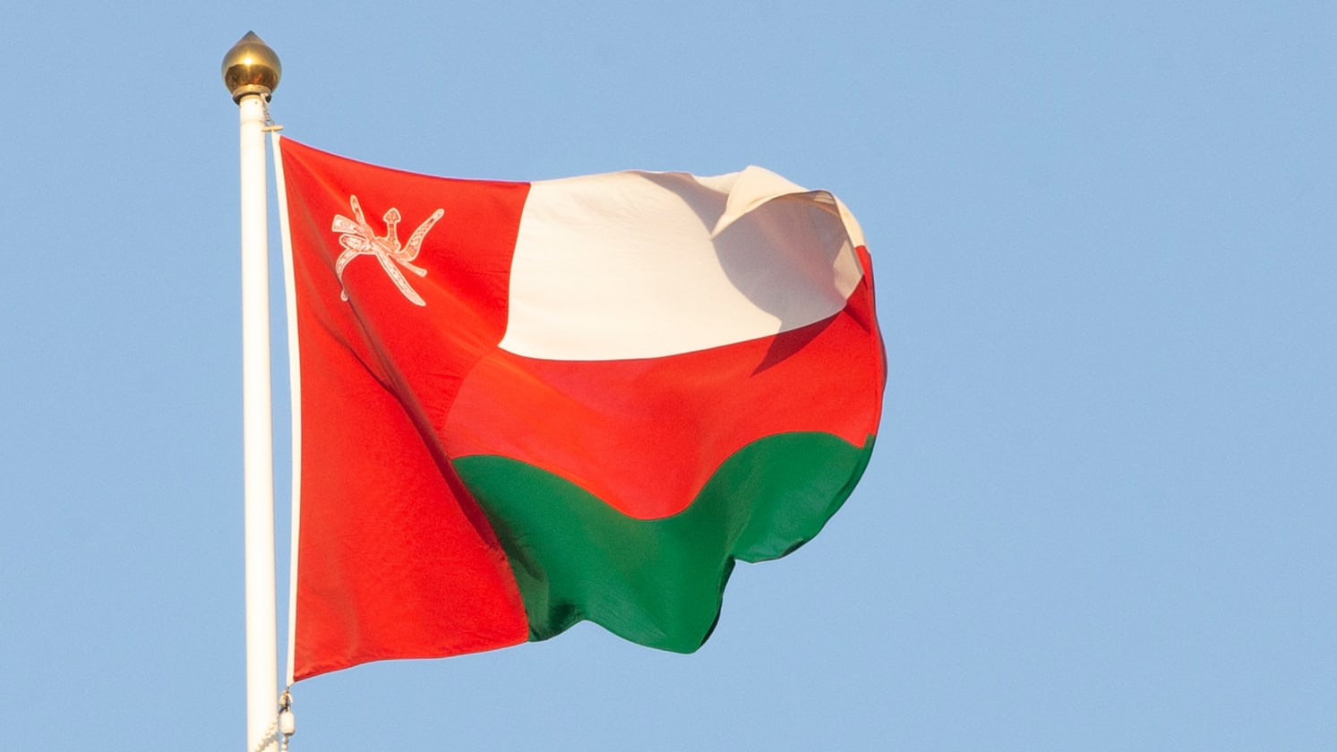 الادعاء العام العماني يؤكد على رفضه لهذه السلوكيات ويعلن عن العقوبات المقررة لها